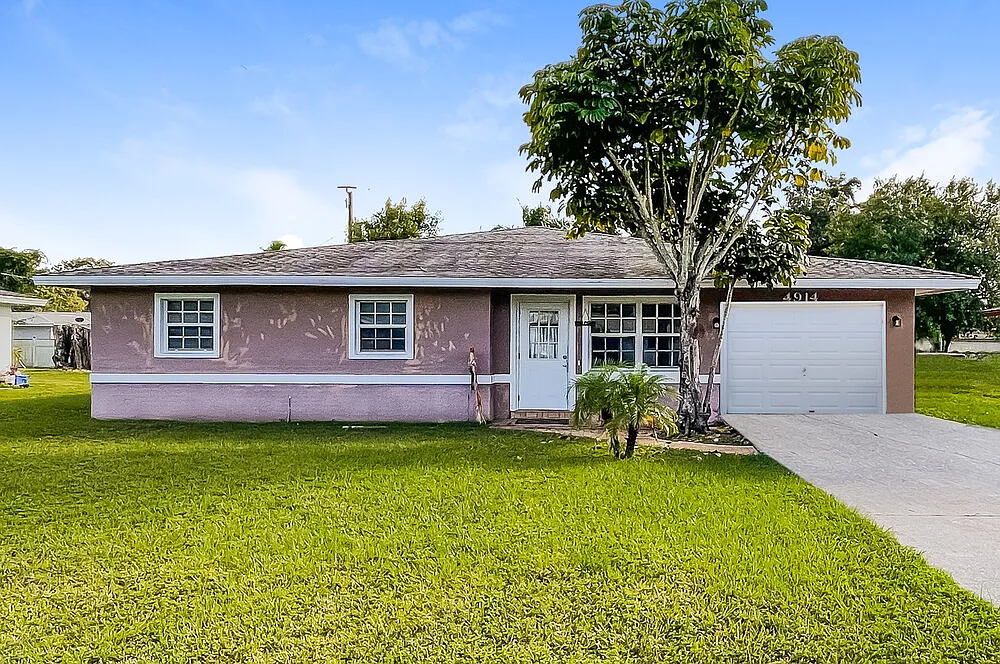 4 bed, 2.0 bath, 2122 sqft, $2,710 — Photo 1