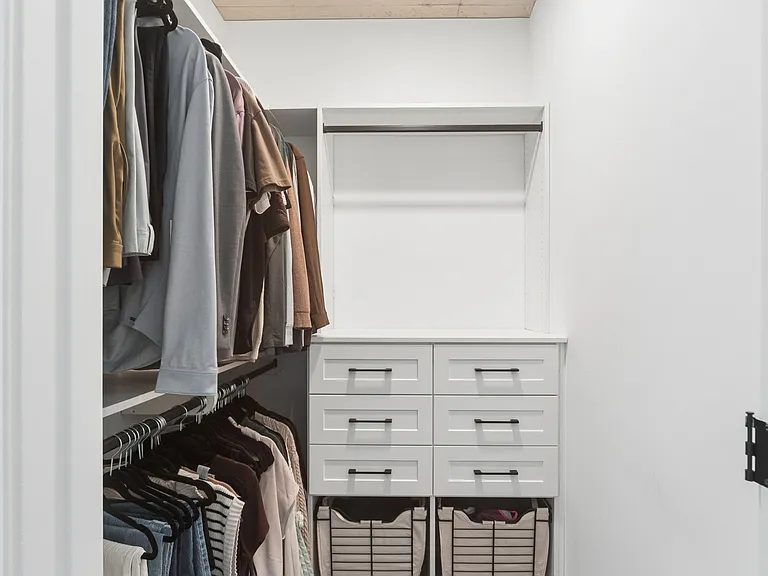 234 W Polk St #2504 — Photo 8