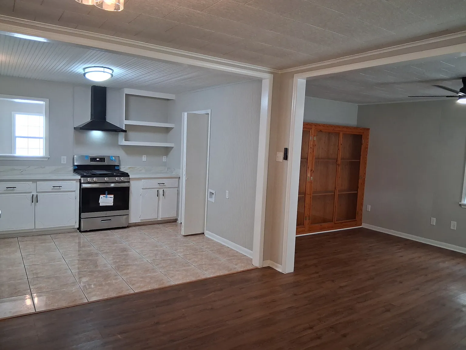 3 bed, 1714 sqft, $1,540 — Photo 4