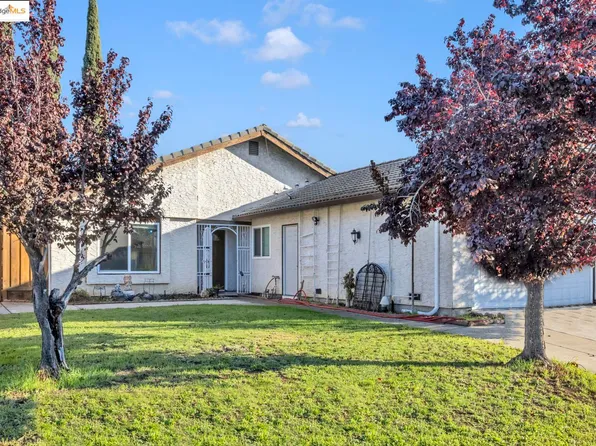 2031 Biscay Dr, Pittsburg, CA 94565