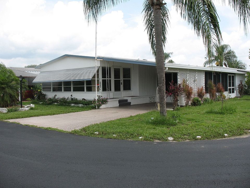 Fabulous Corner Lot