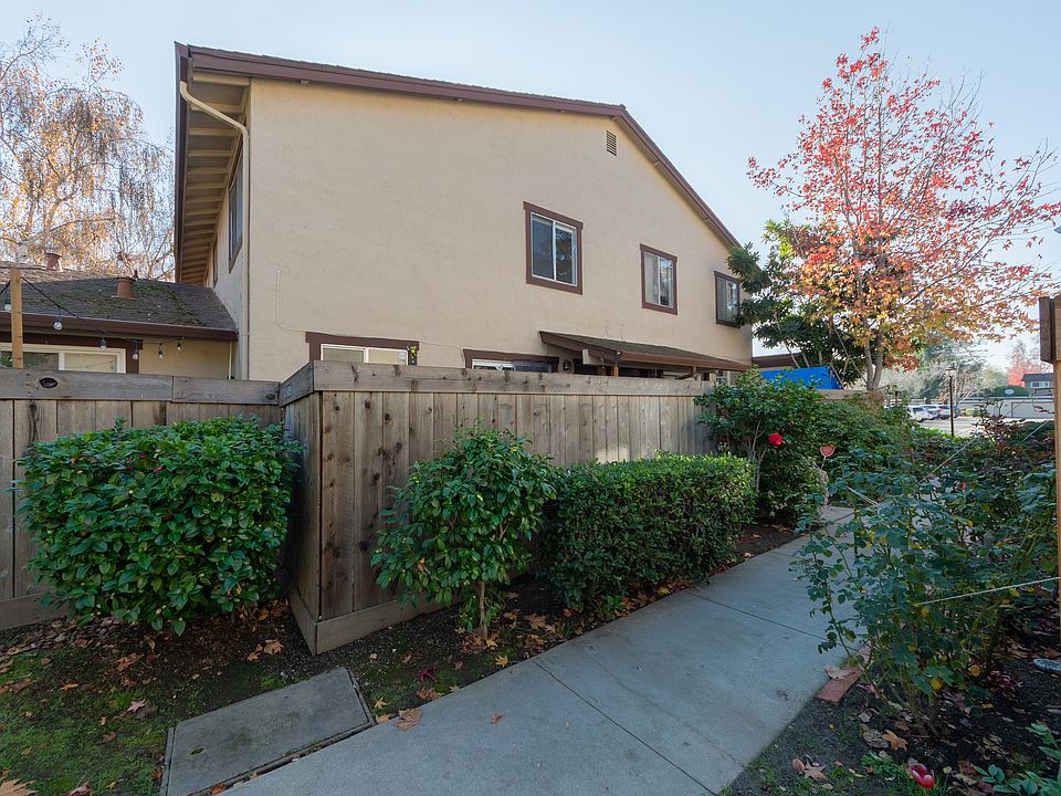 1st image of 1909 Messina Dr