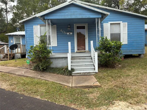 409 7th St, Huntsville, TX 77320