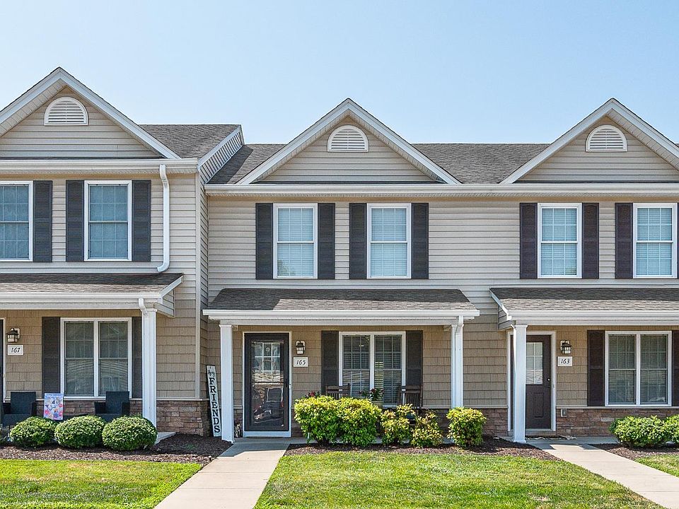 1st image of 165 Old Tavern Cir