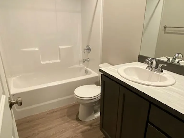 1109 S Newberry Ln — Photo 5