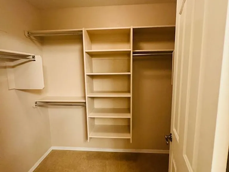 8455 N Placita De La Manzana — Photo 18