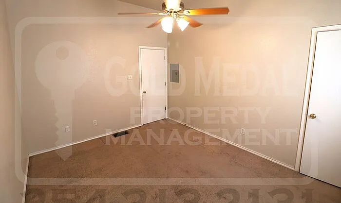 4408 Jeff Scott Dr — Photo 12
