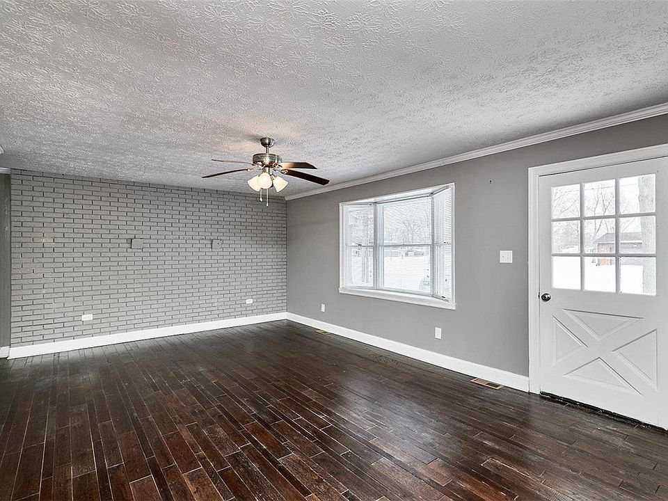 1525 Nooney St, Portage Des Sioux, MO 63373 Zillow