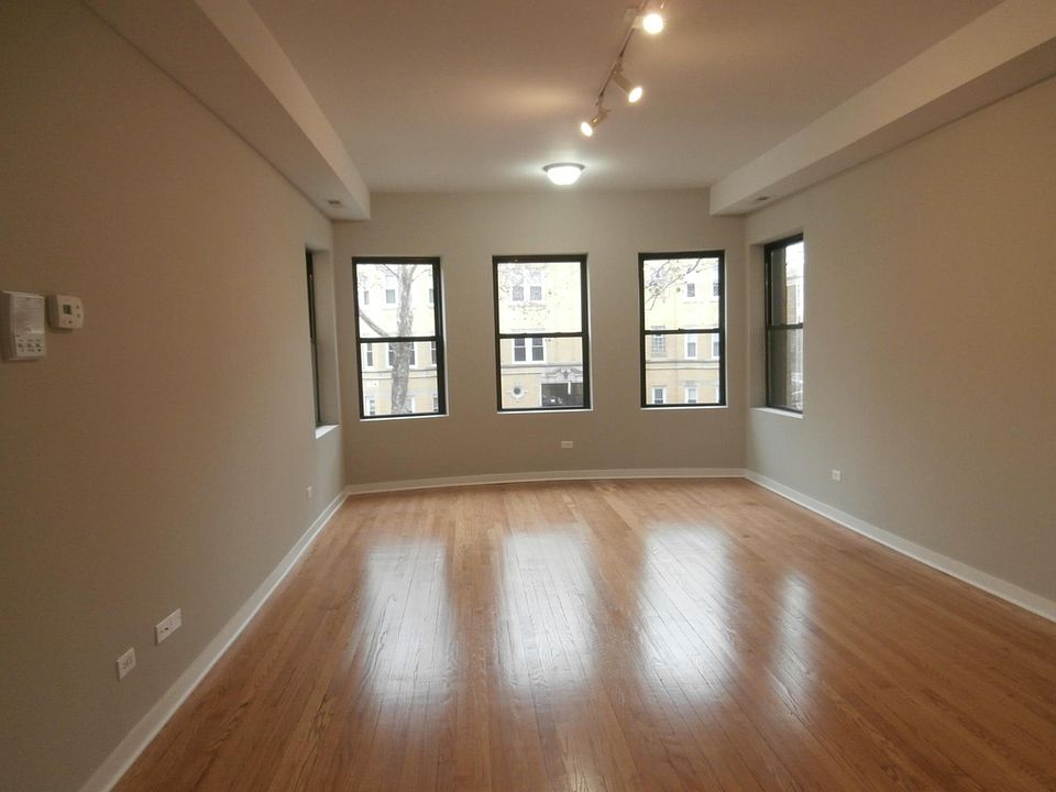 Huge Living/Dining Room Space