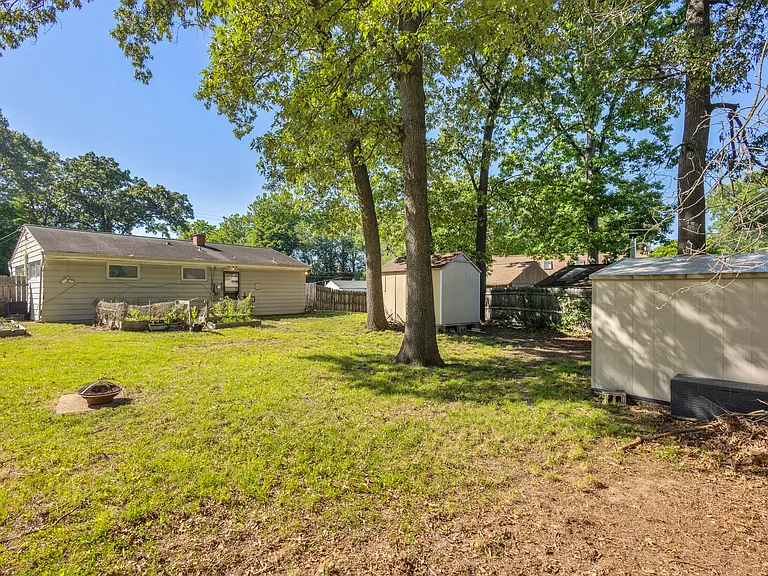 1103 Somerset Dr — Photo 19