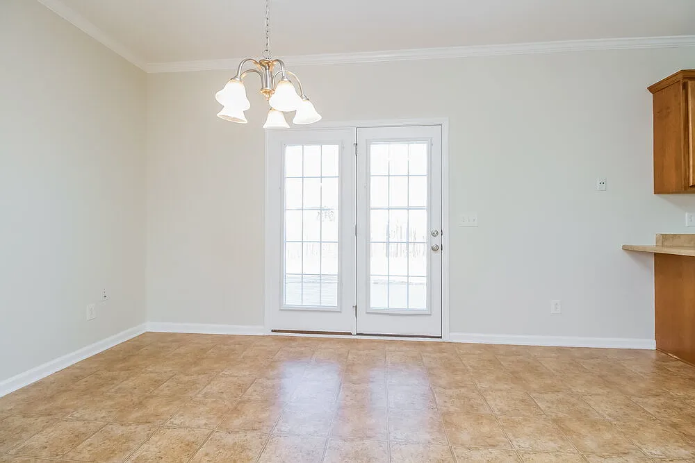 3 bed, 2.5 bath, 1820 sqft, $2,235 — Photo 4