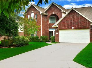 26 S April Mist Cir, Conroe, TX 77385