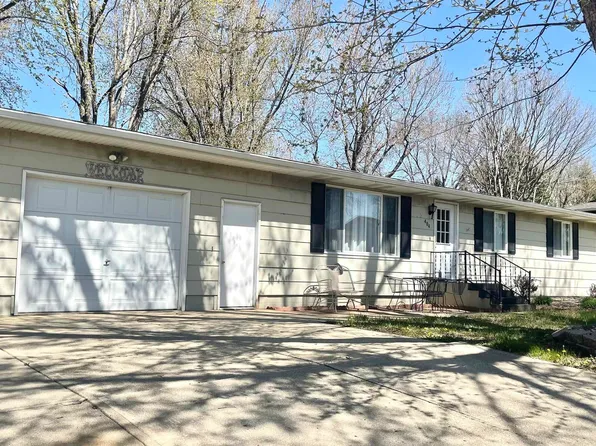 404 Jefferson Dr, Alcester, SD 57001