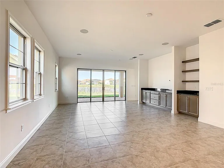 13899 Larkton Ln — Photo 12