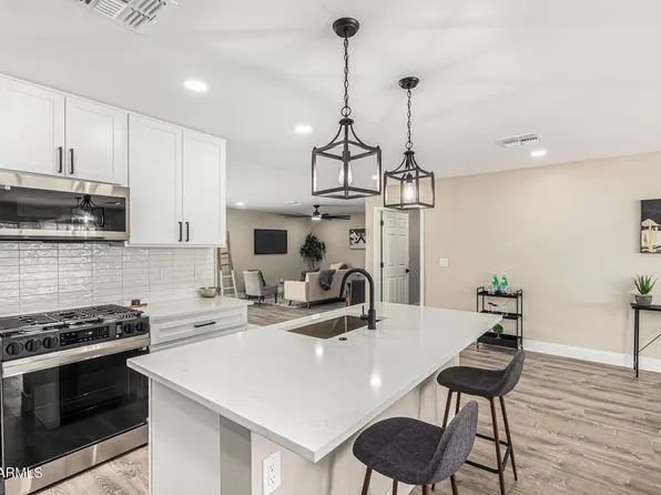 527 W 19TH Street, Tempe, AZ 85281