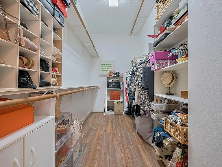 11826 Legend Manor Dr — Photo 20