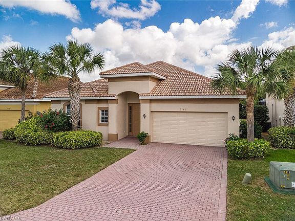 3rd image of 9162 Estero River Cir
