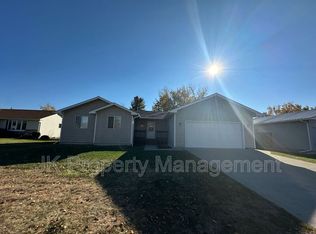 608 Swan Ct, Great Falls, MT 59404