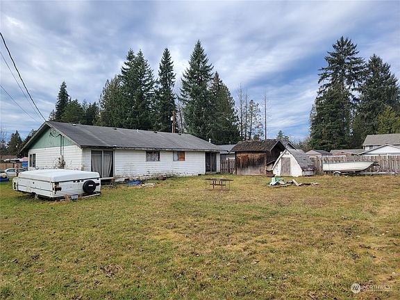 2nd image of 411 Anderson Avenue