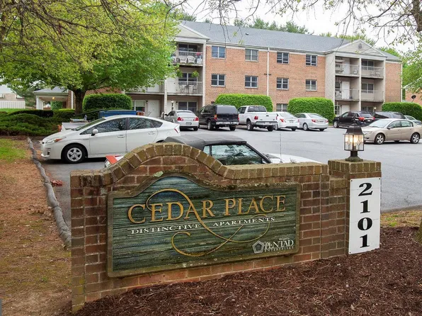 2101 Cedar Run Dr, Camp Hill, PA 17011