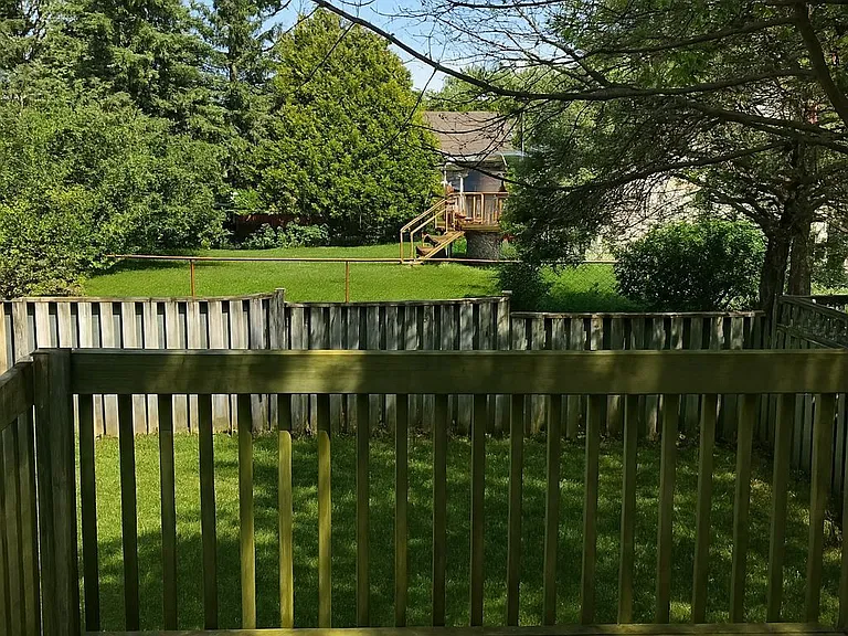 1134 Huntington Cir — Photo 21