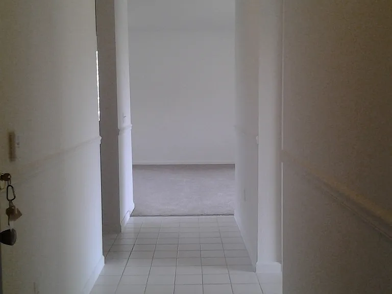 The Mirage Apartments — Photo 6