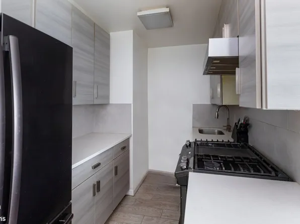 61 West 62nd Street image 5 of 7