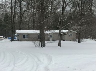 872 S Ransom Rd, White Cloud, MI 49349