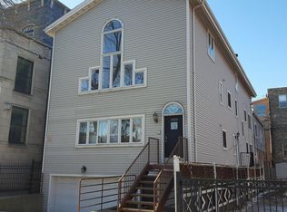 1828 N Burling St APT 2W, Chicago, IL 60614