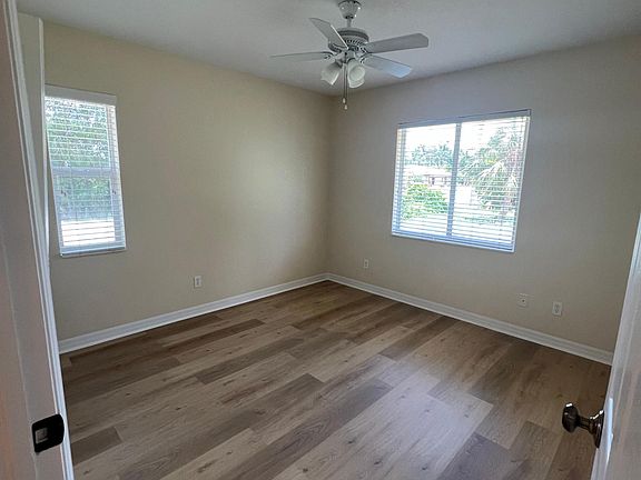 5th image of 255 Alligator Dr
