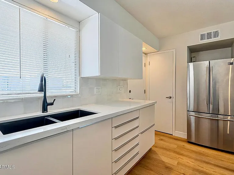 3737 E Turney Ave #208 — Photo 8