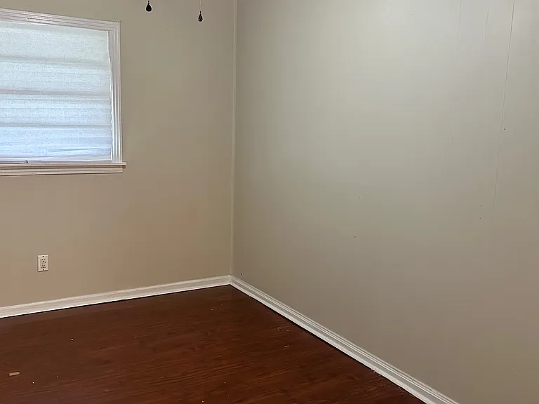 422 Ann Dr — Photo 9