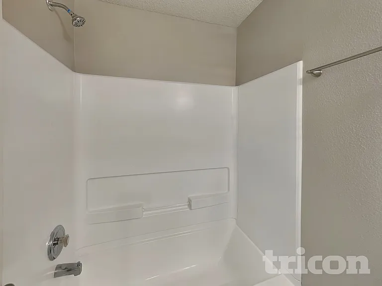 3146 Brandenburg Dr — Photo 9
