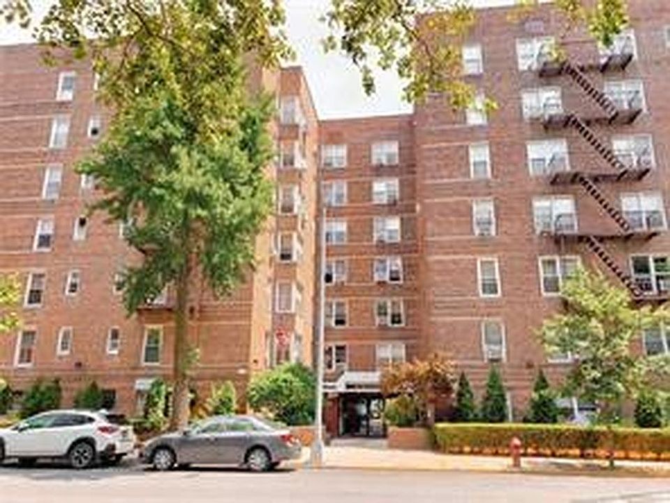 1st image of 3165 Nostrand Ave APT 1R