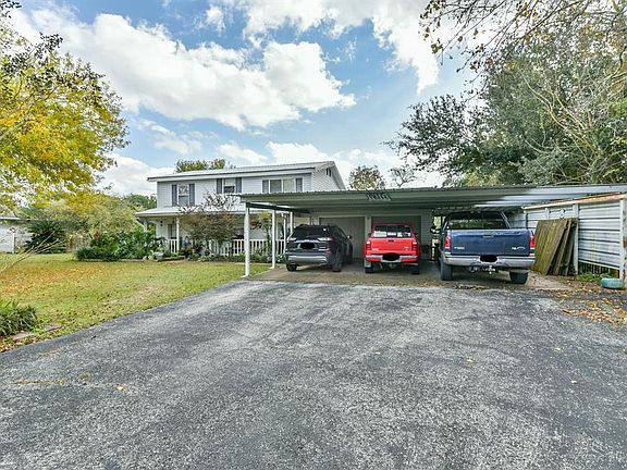 4th image of 1015 Lewis Dr