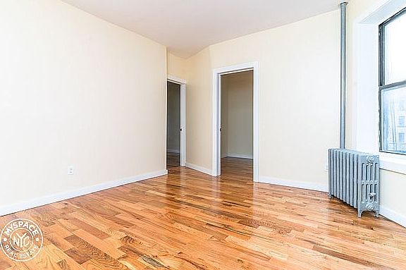 3rd image of 134 Boerum St APT C5