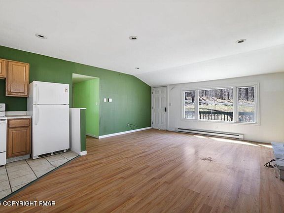 4th image of 2373 Locust Ridge Rd