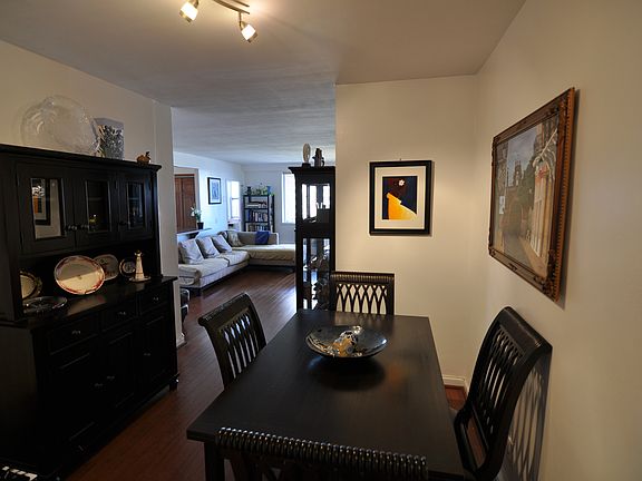 2nd image of 5700 Arlington Ave APT 9V