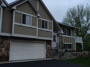 15829 Griffon Path, Apple Valley, MN 55124