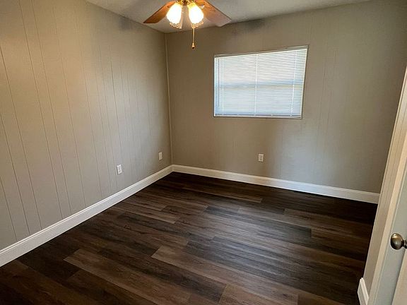 5th image of 1014 W Marjorie St