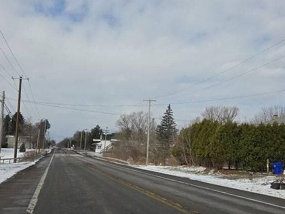 4th image of 6229 Ridge Rd