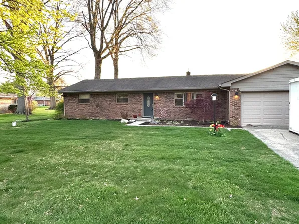 6226 Fairlane Dr, Indianapolis, IN 46259