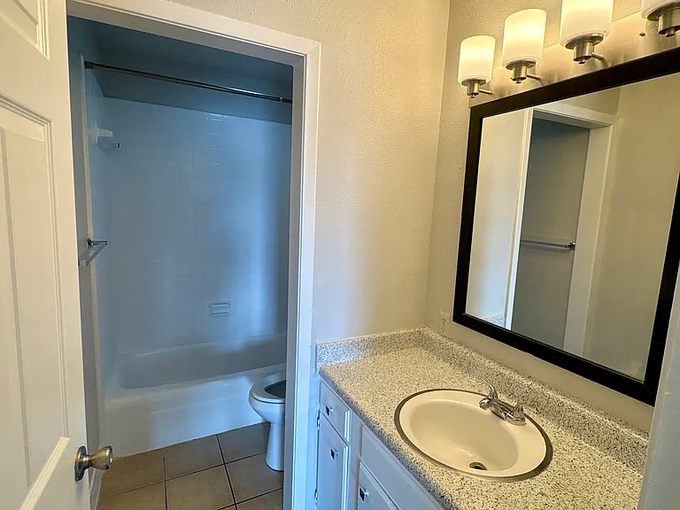 1543 Babcock Rd — Photo 23