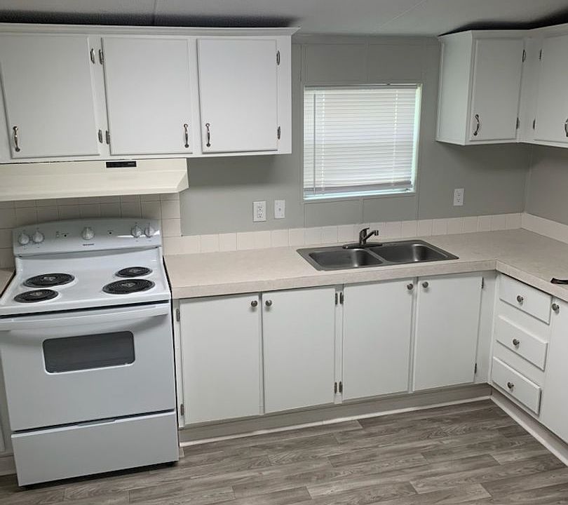 1st image of 2550 E Shotwell St #6