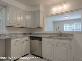 1013 Draper Rd SW, Blacksburg, VA 24060