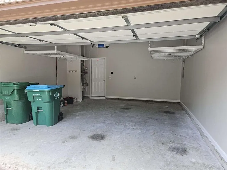 6585 Story Cir — Photo 18