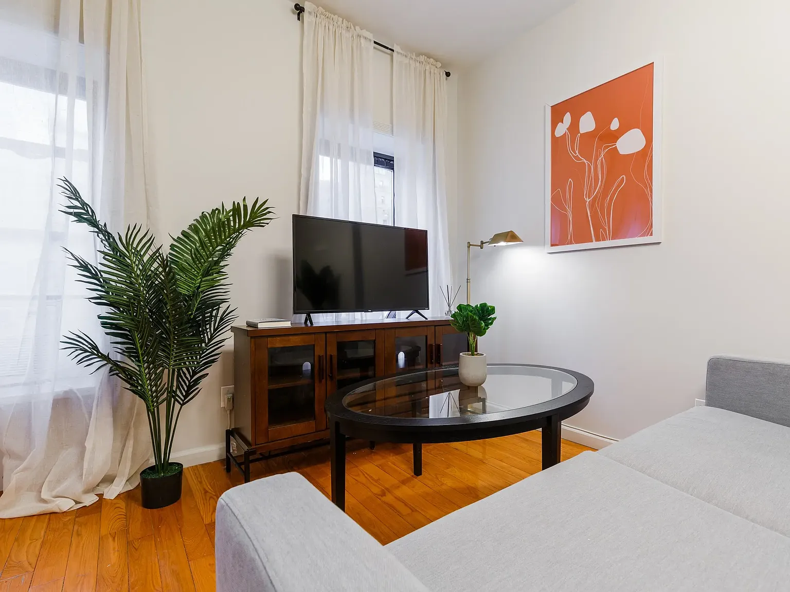 126 Lexington Avenue — Photo 2
