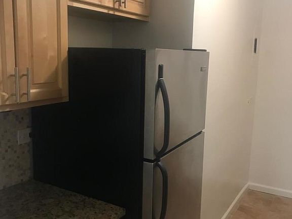 5th image of 159 W 53rd St APT 15D