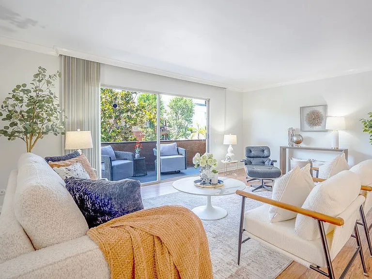 818 S Lucerne Blvd #80 — Photo 4