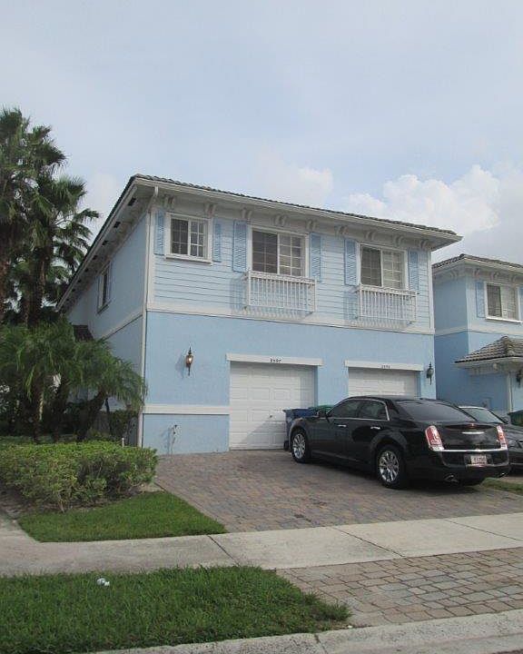 1st image of 3597 NW 13th St